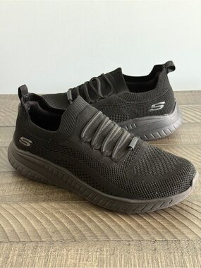 Skechers Women’s Work Relaxed Fit: BOBS Sport Squad Chaos SR Size 7
